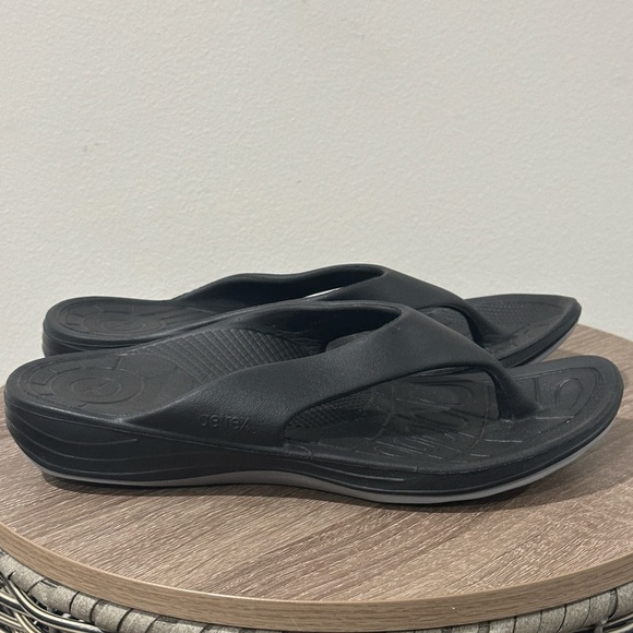 Aetrex Shoes Aetrex Fiji Orthotic Flips Sandals Poshmark